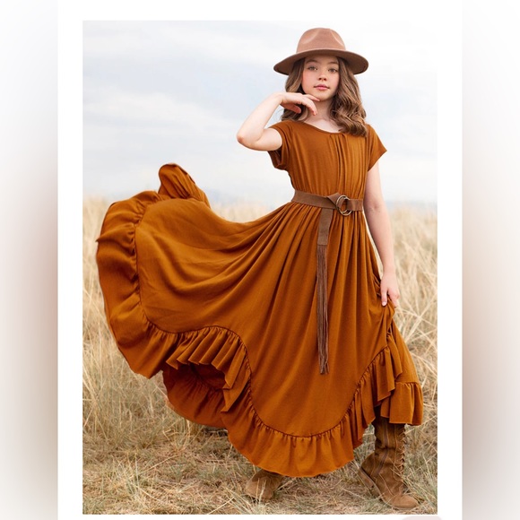 Joyfolie Girls boho maxi dress.• Short sleeves• Scalloped lace opening at back